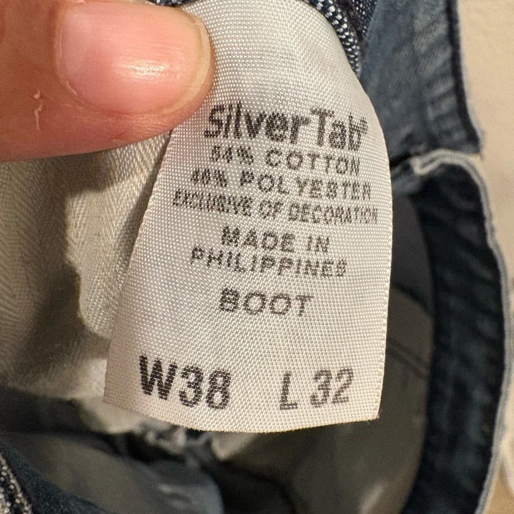vintage Y2K silver tab levi’s boot cut size 38 x 32 actual distressed faded